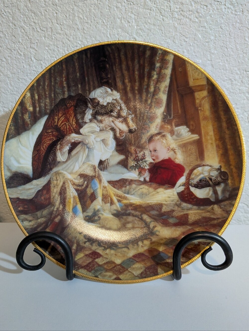 1991 Little Red Ridding Hood Knowles Gold-Trim Storybook Illustration Plate